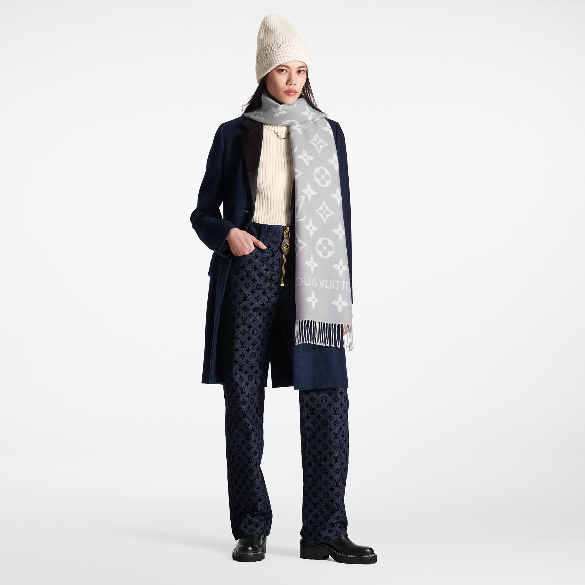 LV Headline Beanie S00 - Women - Accessories | LOUIS VUITTON ®